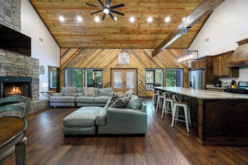 Sweet Magnolia - 3BR Cozy Cabin