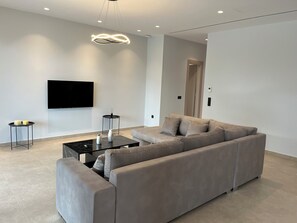 Unclassified image, 4 of 36, button - Stone Villa in an idyllic natural setting with complete privacy and views. (Nisaki)