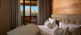 8025 Alpine Retreat 25