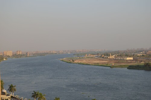 Nile View Loft - Cairo & Pyramids - AC, Wifi