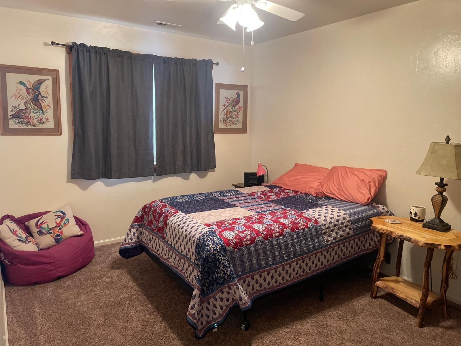3 Schlafzimmer, Schreibtisch, kostenloses WLAN, Bettwäsche