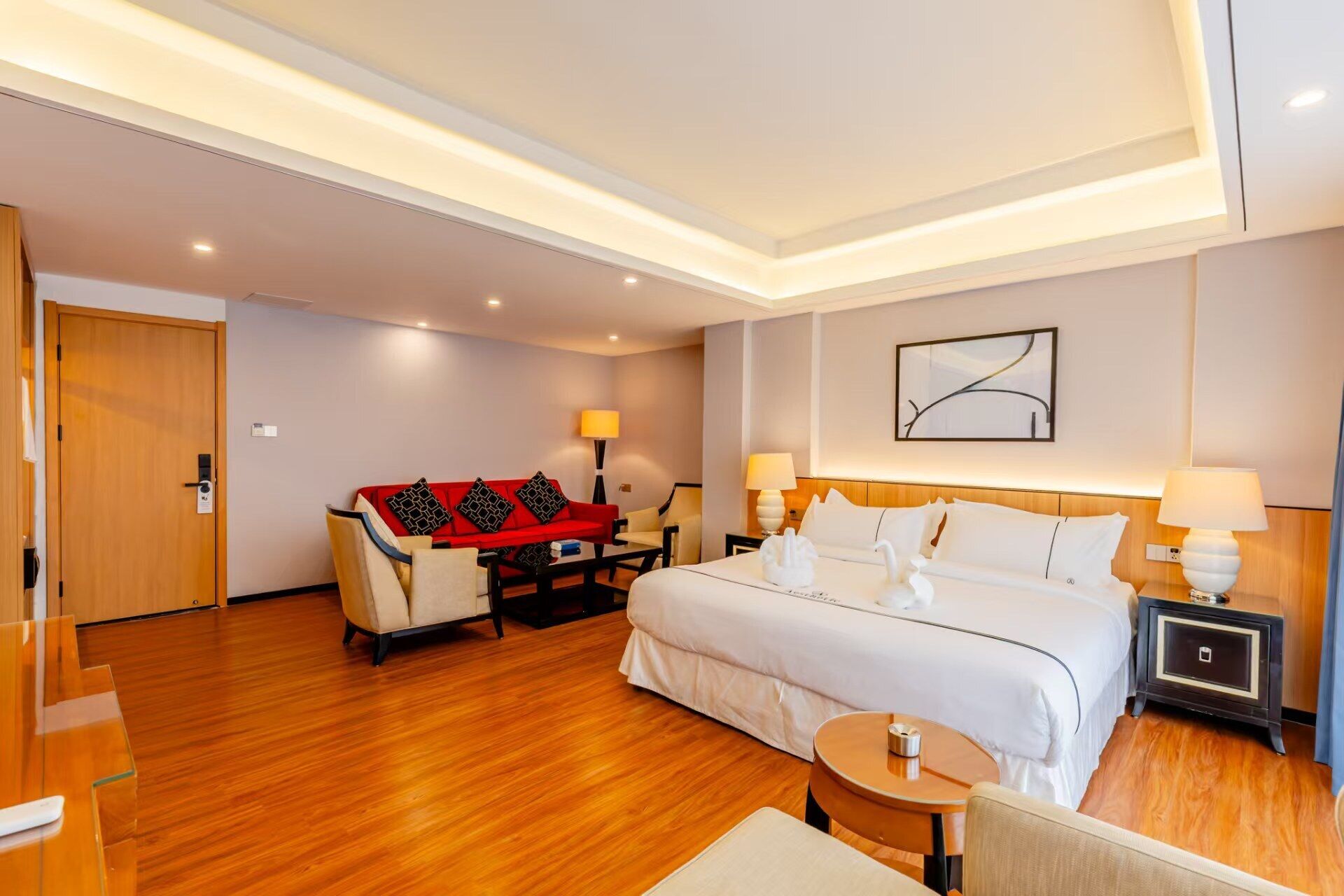 Exclusive Room, City View