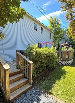 Terrace/patio - Webster’s Place — A charming Bar Harbor home (Bar Harbor)