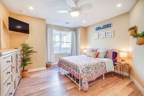 4 habitaciones, tabla de planchar con plancha y acceso a internet 