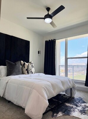 Room - Sleek Modern Oasis in the Heights (Houston)