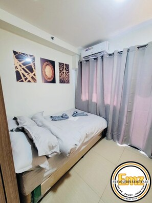 Unclassified image, 3 of 26, button - AMAZING AMBIENCE EMZ Shore2 Staycation 18 (Pasay City)