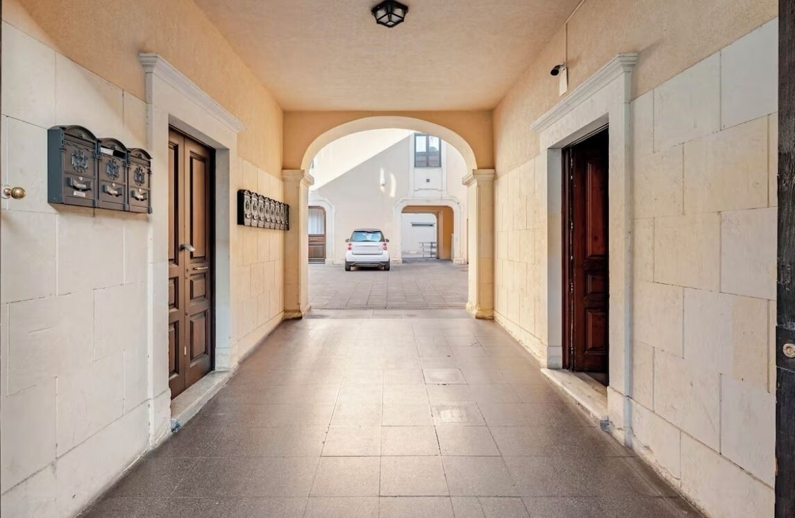 Apartamento de lujo, varias camas, cocina, vistas a la ciudad | Interior