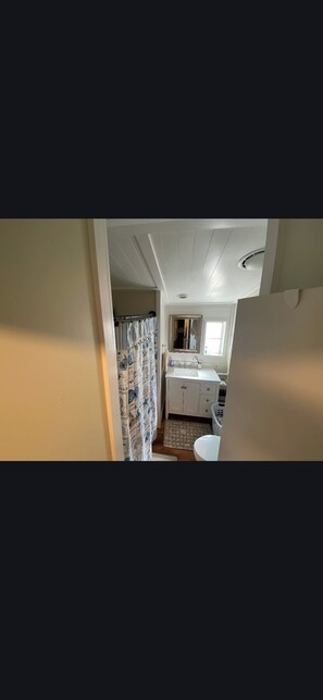 Bathroom - Charming cottage getaway (Venice)