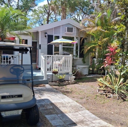 Charming cottage getaway