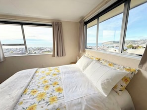 3 quartos, Wi-Fi de cortesia, roupa de cama