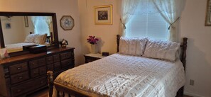 3 Schlafzimmer, Bügeleisen/Bügelbrett, WLAN, Bettwäsche