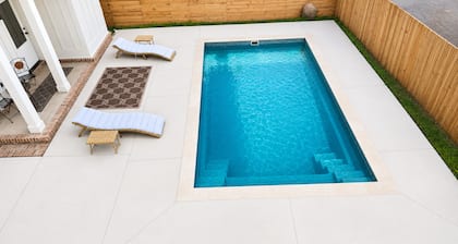 Newly Built "Spirit" Studio Suites Near Downtown Ocean Springs w/Pool