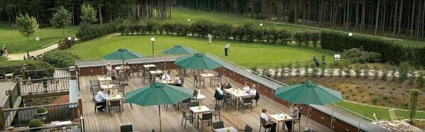 Outdoor dining - Hotel Stiemerheide (Genk)