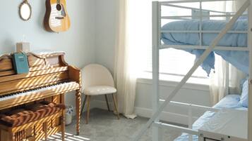 WiFi, bed sheets