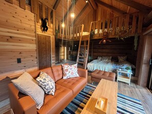 Cottage Luxe
