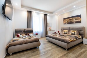 Unclassified image, 2 of 9, button - Vrbo Property (Verona)