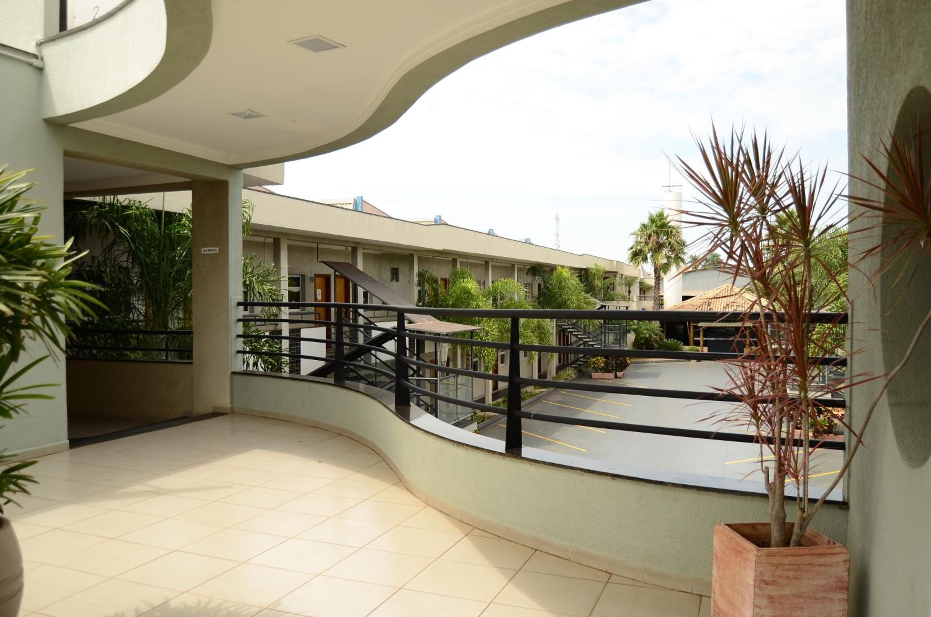 A Well-placed Limeira Stay For Business, Shopping & Weekend Escapes - Limeira