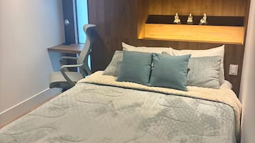 Iron/ironing board, WiFi
