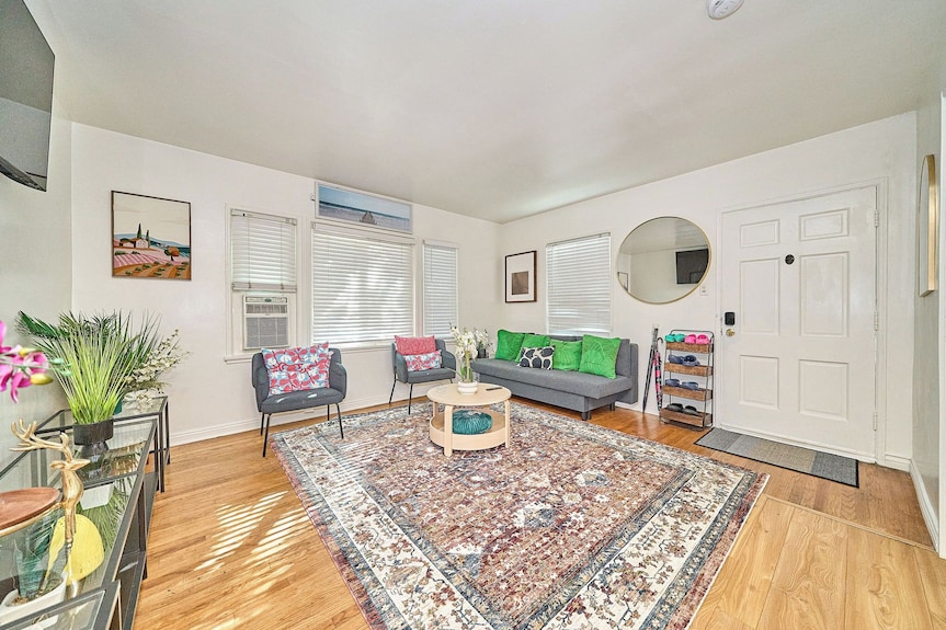 Cozy 2br Long Beach Retreat - 長灘