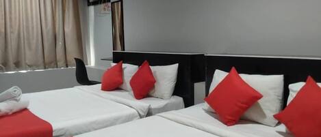 Habitación familiar | Escritorio y wifi gratis