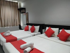 Desk, free WiFi - Avatarr Hotel (Batu Caves)