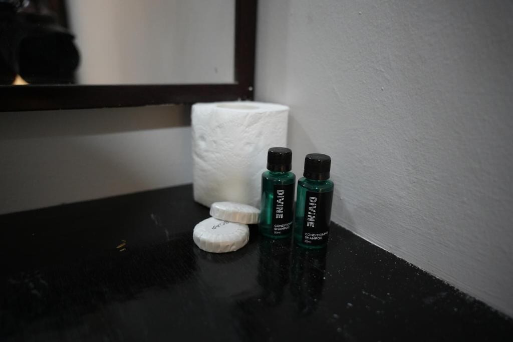 Kamar Twin Standar | Fasilitas kamar mandi