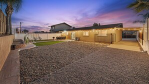 Unclassified image, 3 of 82, button - Spacious Yard, 6 Parking, King Beds, Ranch-Style (Santee)
