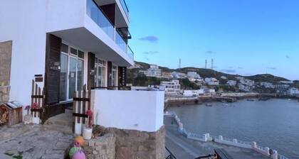 Dongji Inter national Youth Hostel