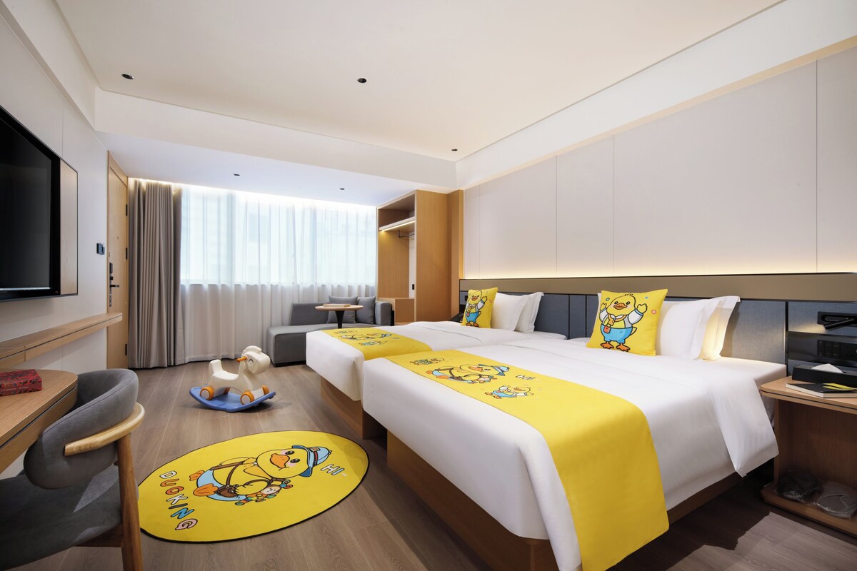 Family Twin Room
