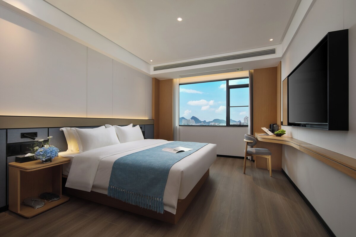 Classic Double Room, Mountain View | View from room
