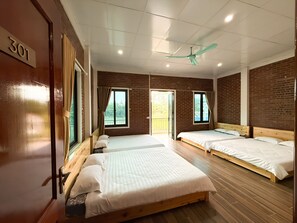 Economy Shared Dormitory, Mountain View - De Pakha Home (Bac Ha)