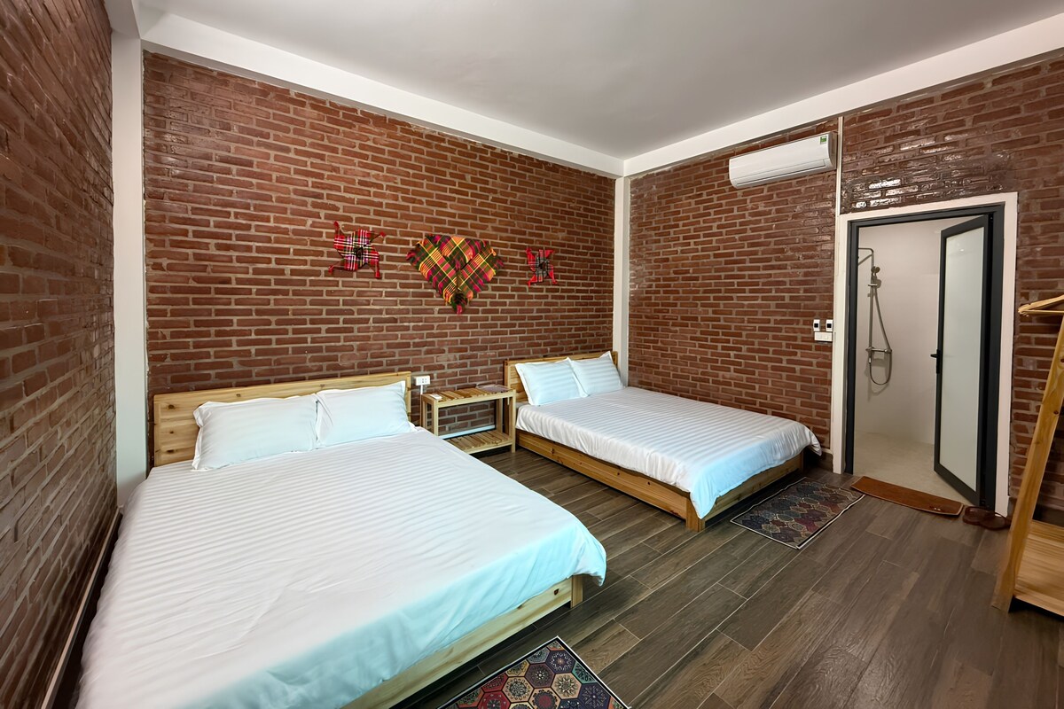 Economy Quadruple Room, Garden View