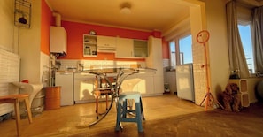 Unclassified image, 3 of 11, button - Vrbo Property (Bruxelles)