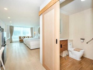 Deluxe Queen Room with Two Queen Beds