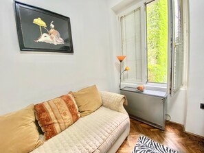 Unclassified image, 3 of 10, button - 2-bedroom apartment in beautiful Beograd with AC for relaxing stays (Beograd)