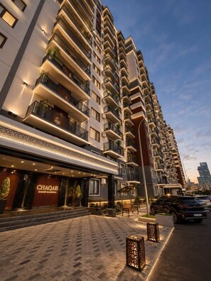Exterior - Premium Apt 3 Min to Tashkent City & City Mall (Tashkent)