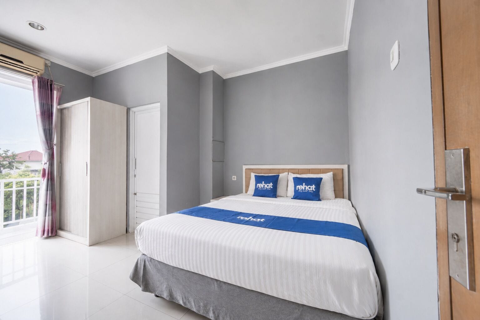 Suite Deluxe, balcón | Escritorio y wifi gratis 