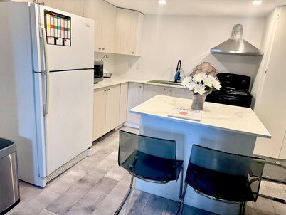 Anika Sunset Place T