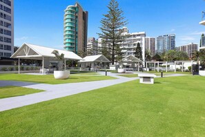 Large outdoor green space  - 24F Peninsula - Surfers Paradise (Surfers Paradise)