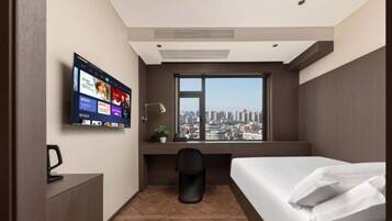 Classic Double Room, City View | Desk, laptop workspace, WiFi (free)