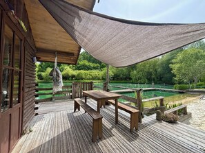 Ulkoruokailutilat