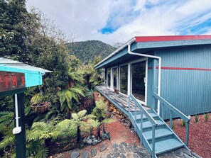 Exterior - Shala Wellness Retreat nested at Lake Kaniere offers Peace, Nature, Yoga & Sauna (Kokatahi)