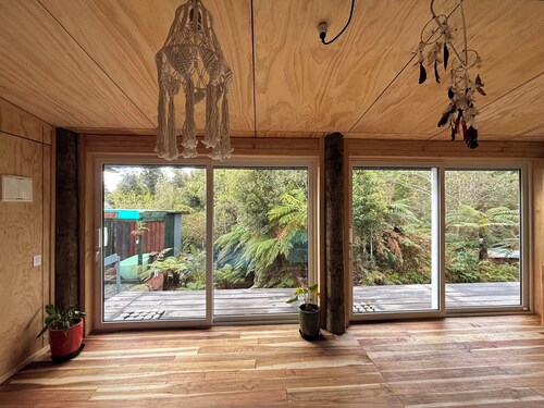 Shala Wellness Retreat nested at Lake Kaniere offers Peace, Nature, Yoga & Sauna