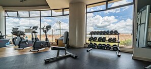 Fitness facility - Luxury 2BR Apartment -Nairobi National Park Views  at The Curve by the Park. (Nairobi)