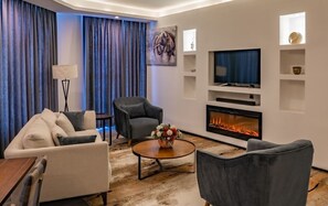 Living area - Luxury 2BR Apartment -Nairobi National Park Views  at The Curve by the Park. (Nairobi)