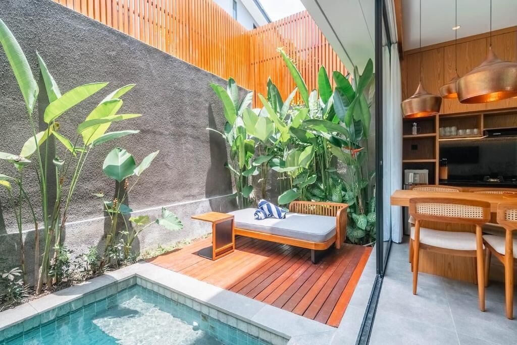 Villa, 3 Bedrooms, Balcony, Garden View | Outdoor dining