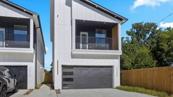 House, Garden View | Exterior