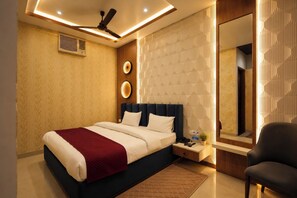 Unclassified image, 3 of 9, button - The Gautam Resort (Varanasi)