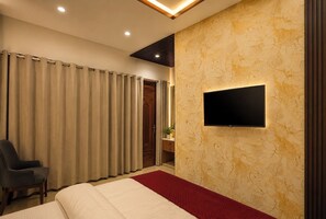 Unclassified image, 5 of 9, button - The Gautam Resort (Varanasi)