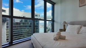 Unclassified image, 3 of 25, button - The Glasshouse in the Sky | City View Escape (Brisbane City)